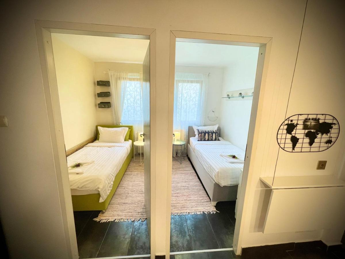 Perfect Place To Stay Self Check In-24H-Netflix-Wifi Resita Exterior photo